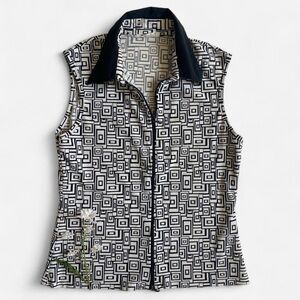 French vintage black & white square print top